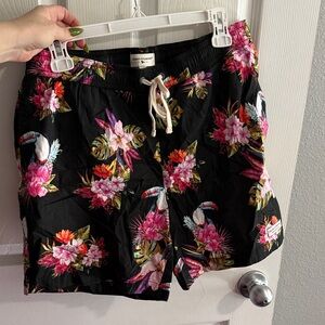 Madewell Black Tropical Floral Drawstring Shorts